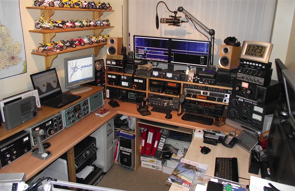 amateur radio shack