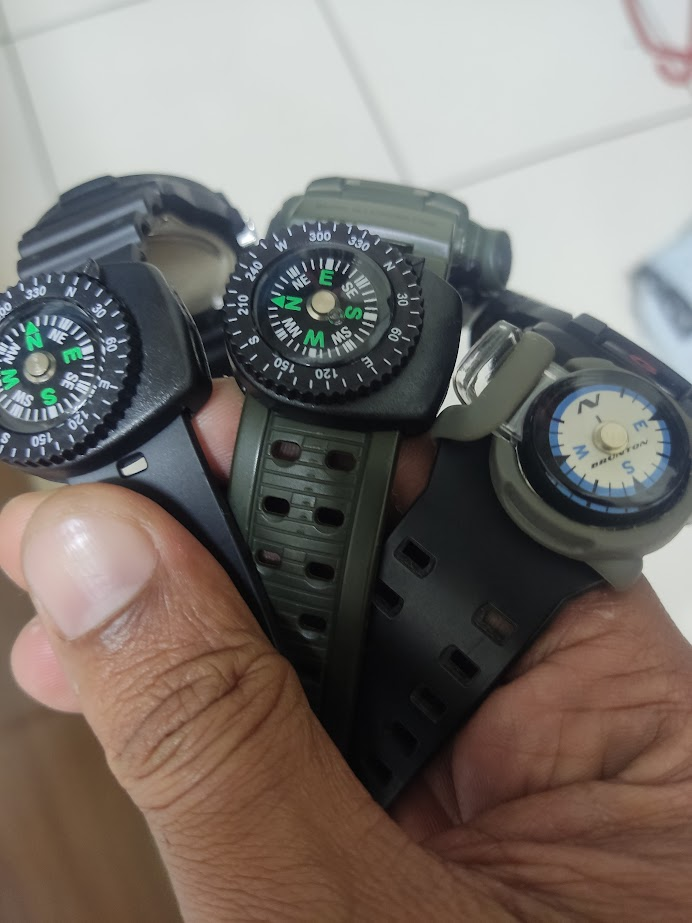9M2PJU-compass-watch Navigating the Unseen: The Science, History, and Mastery of the Magnetic Compass
