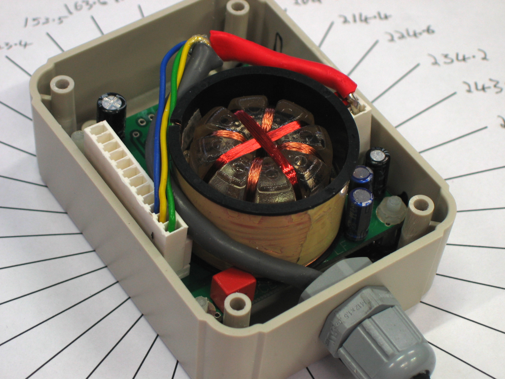 Floating_core_fluxgate_inclinometer_compass_autonnic-1024x768 Navigating the Unseen: The Science, History, and Mastery of the Magnetic Compass